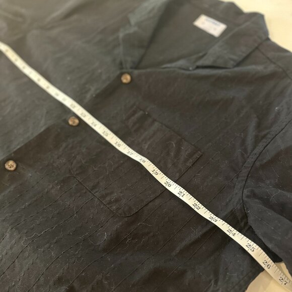 Old Navy Black Textured Camp Collar shirt - Picture 3 of 5